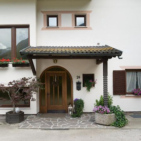 Pension Georgenhof Cermes Exterior foto